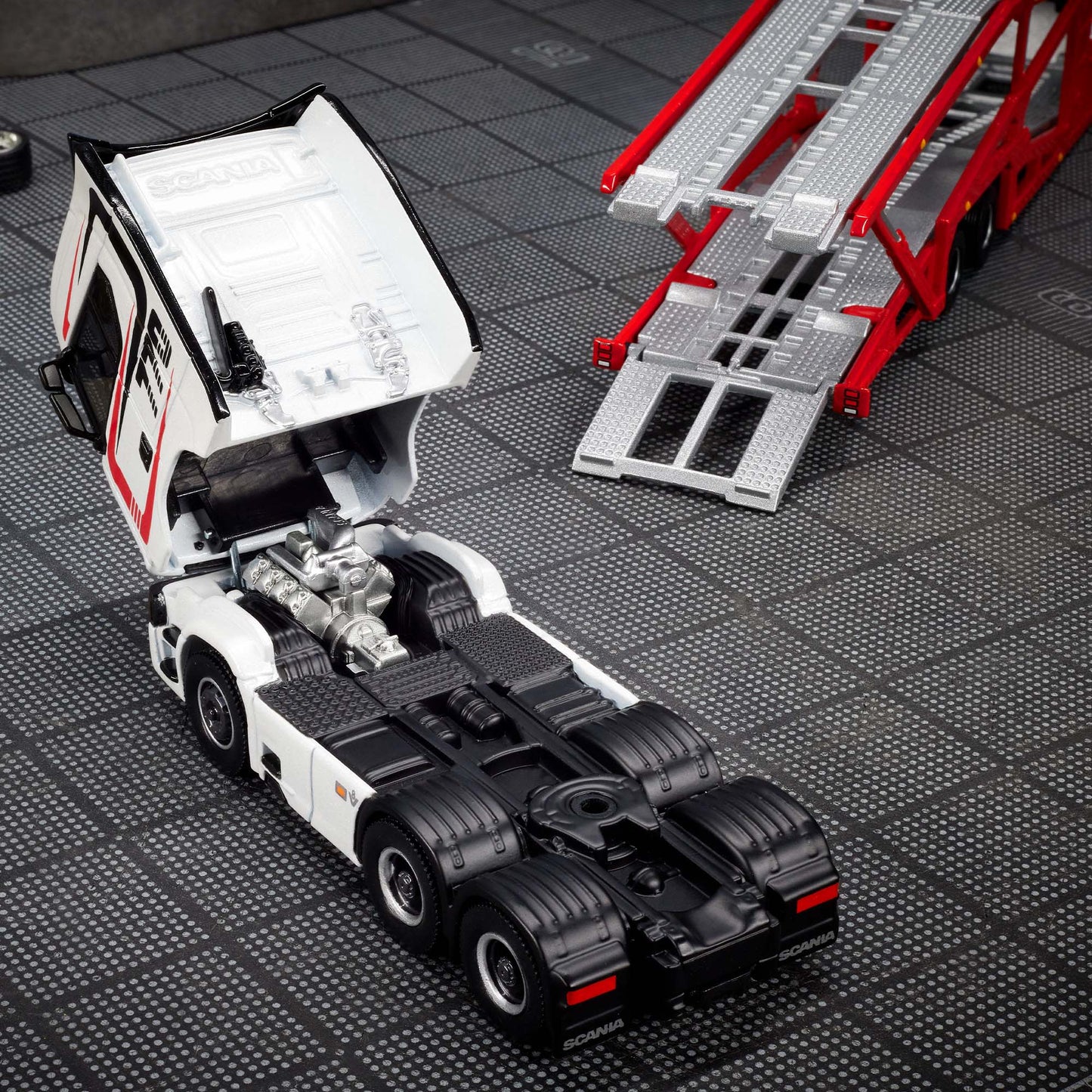 Hot Wheels Elite 64 – Scania 770 S Tractor-Trailer